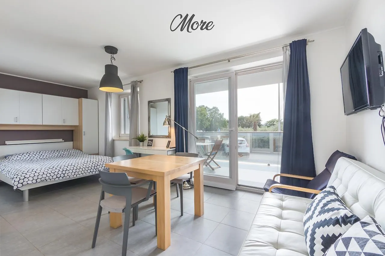 Apartment Lux More Medulin 0*,  Croatia